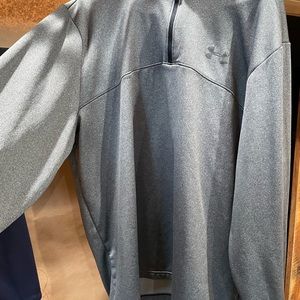 Under Armour 1/4 zip pullover